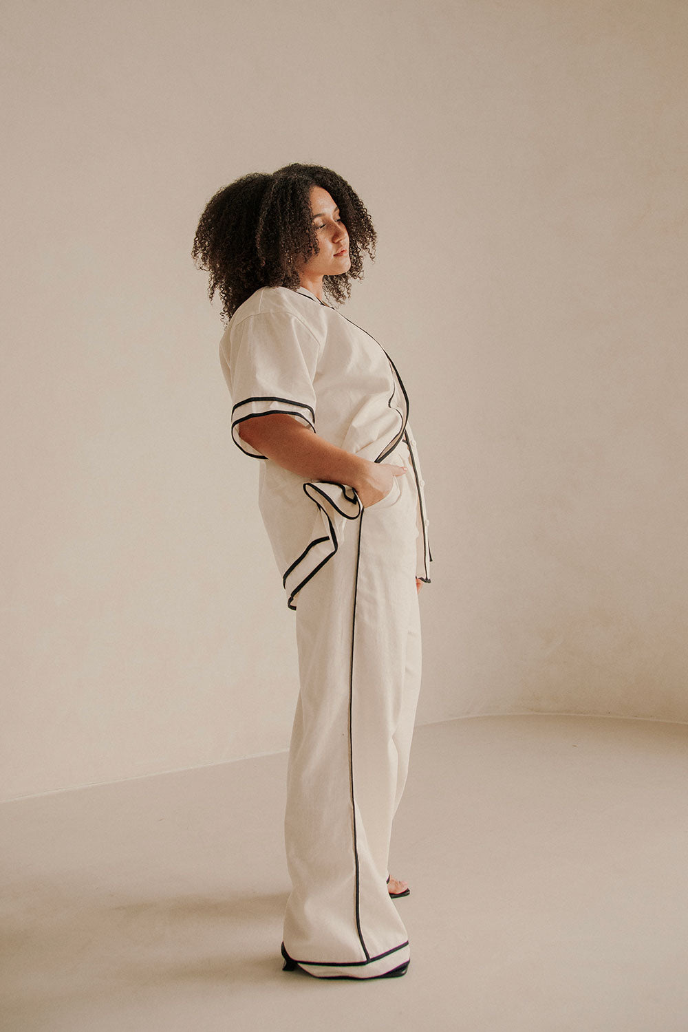 Lively Pocket Pants - Cream, Black