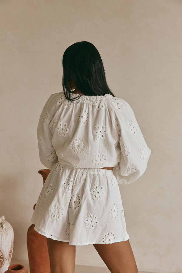 White Broderie Elastic Drawstring Aveline Shorts