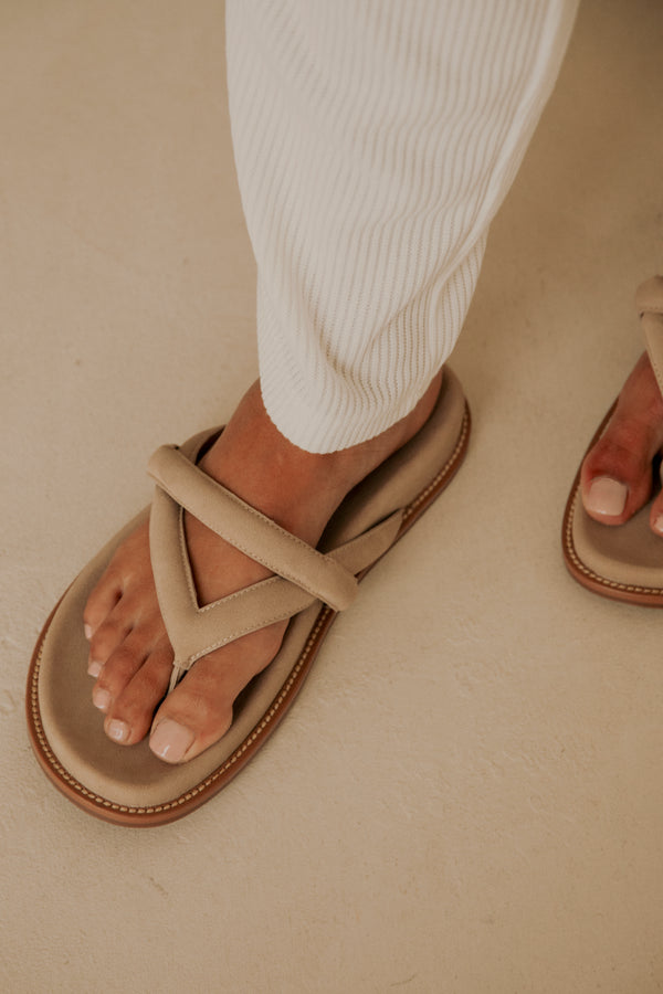 Vivian Sandals - Camel