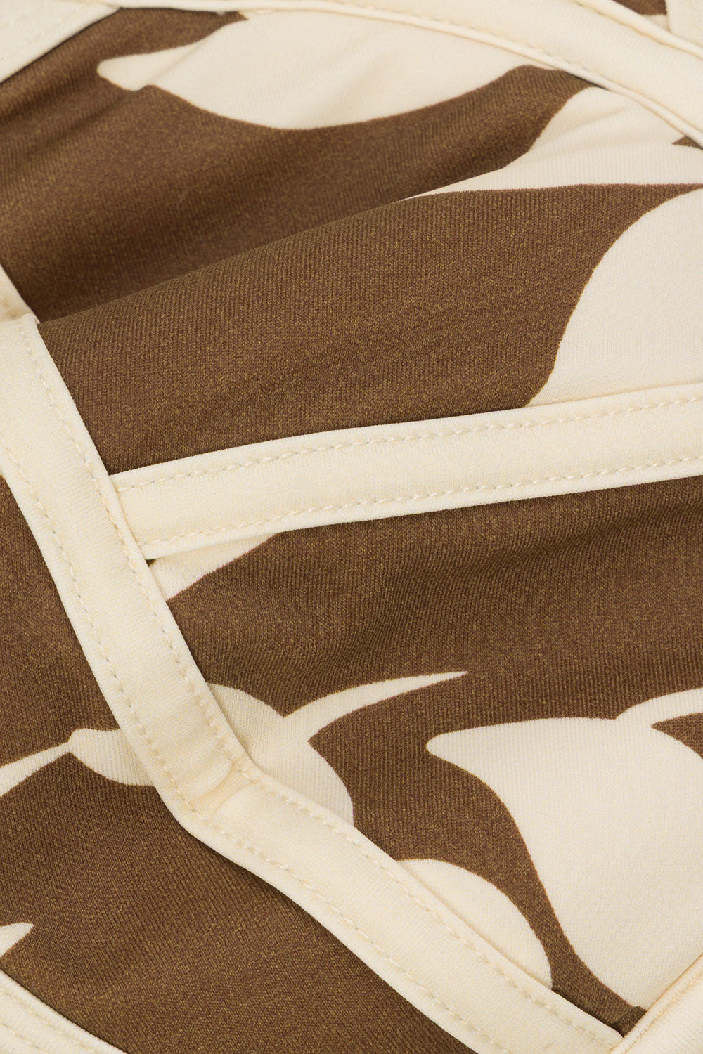 true-to-color:#ffffff