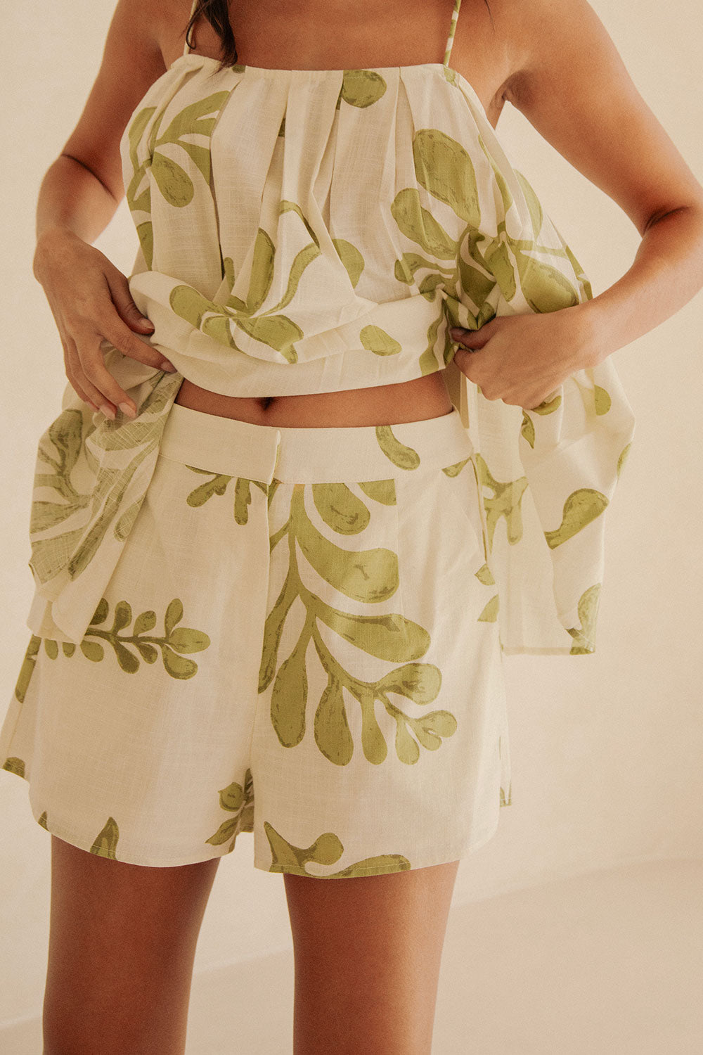 White And Green Floral High Waist Pocket Ali Shorts