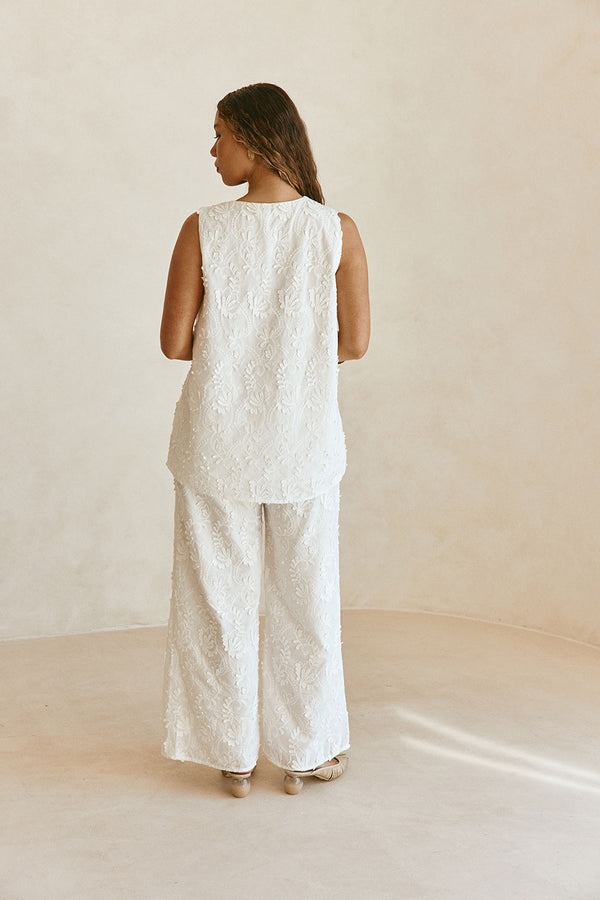 White Leafy Motif V Neck Cambria Top