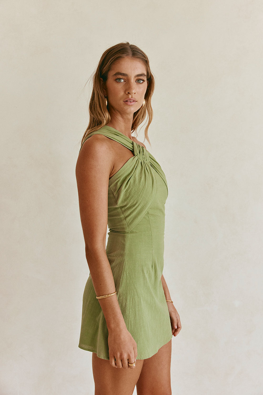  Green One Shoulder Cutout Mini Knot Dimmi Dress