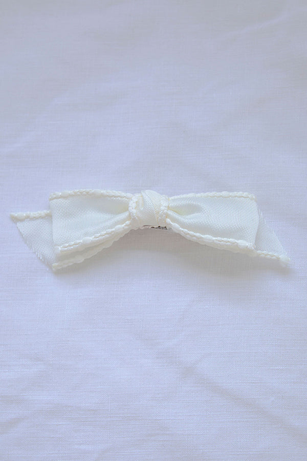 Bonnie Bow Clip White