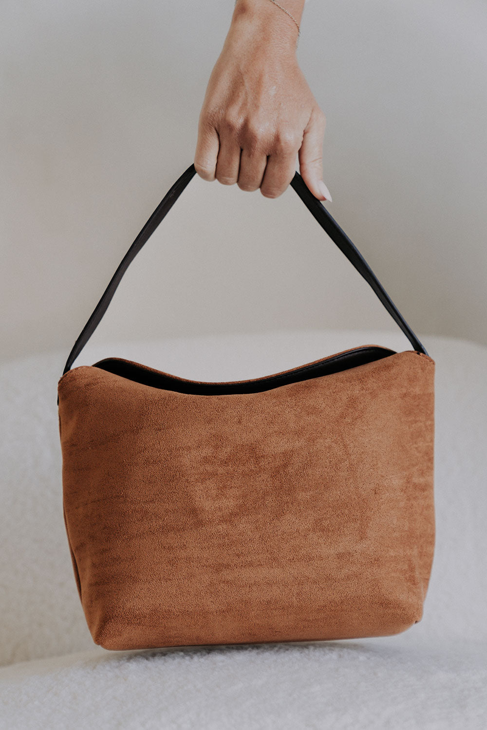 Tewai Shoulder Bag - Dark Tan