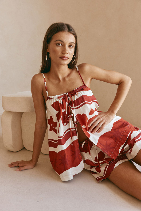 Red Sienna Sunset Print Split Flouncy Zuma Top