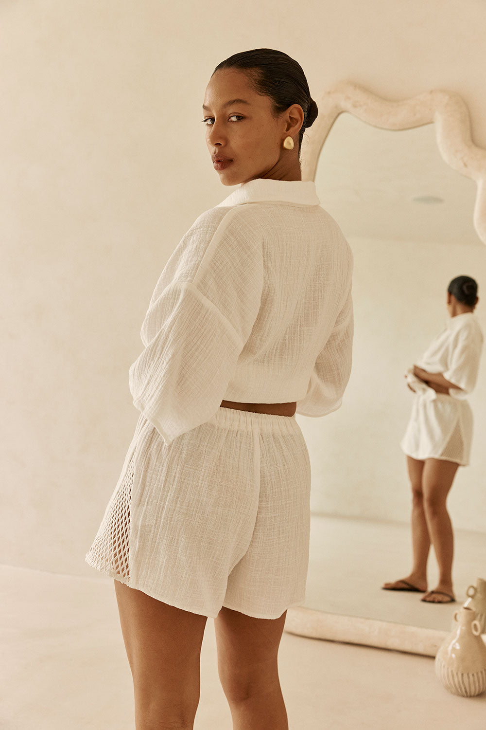 White Cotton Elastic High Waist Inara Shorts