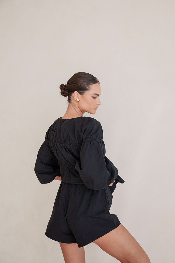 Black High Waist Elastic Drawstring Akel Shorts