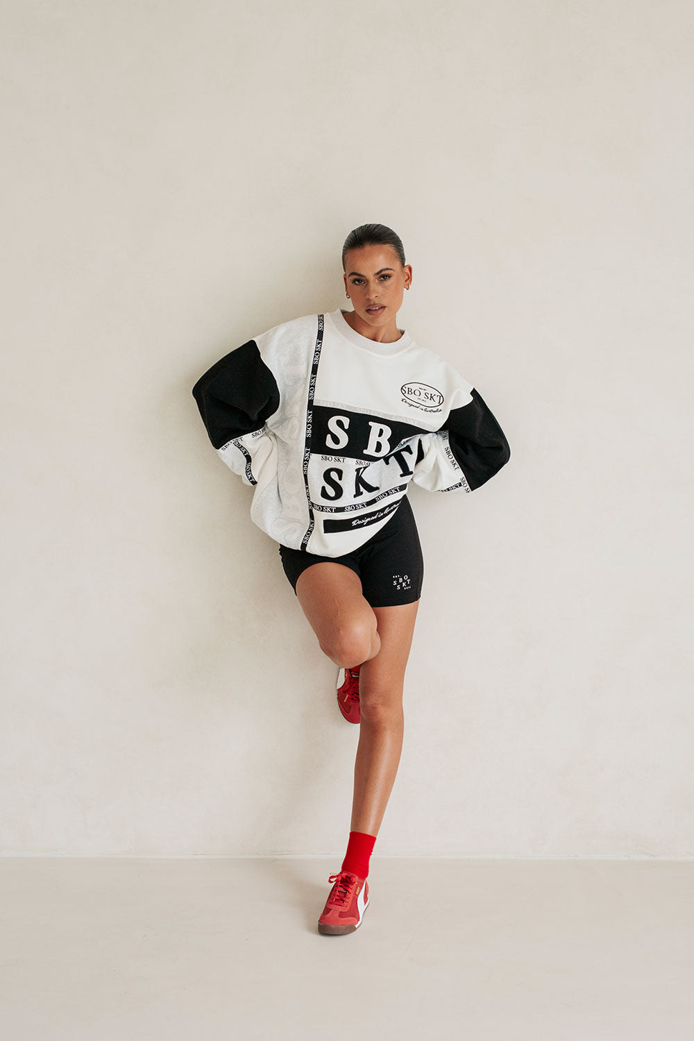 Osaka Vintage Oversized Sweater - Fleece Black White Grey
