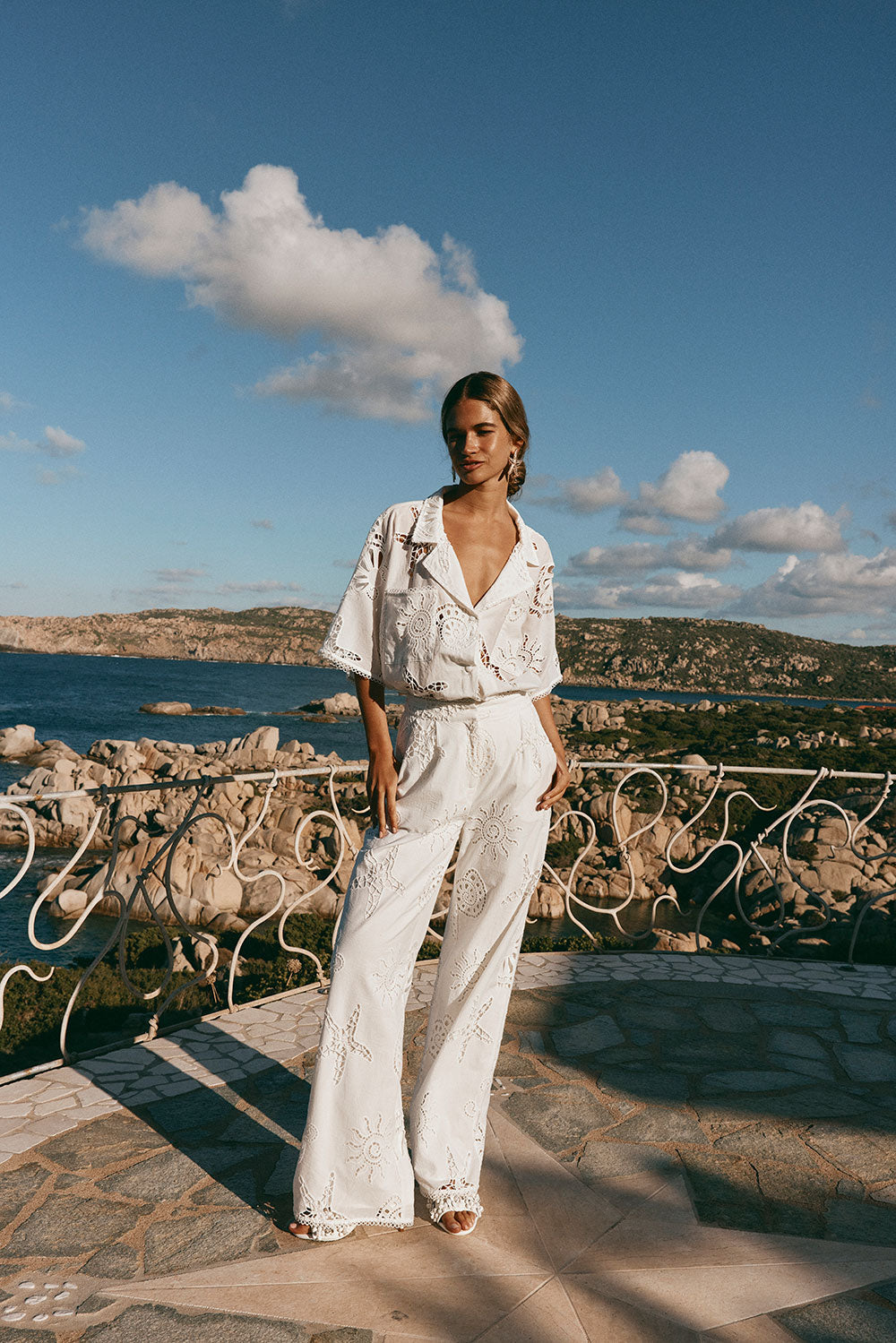 Nissi Collared White Embroidered Short Sleeve Shirt - Corallo Bianca