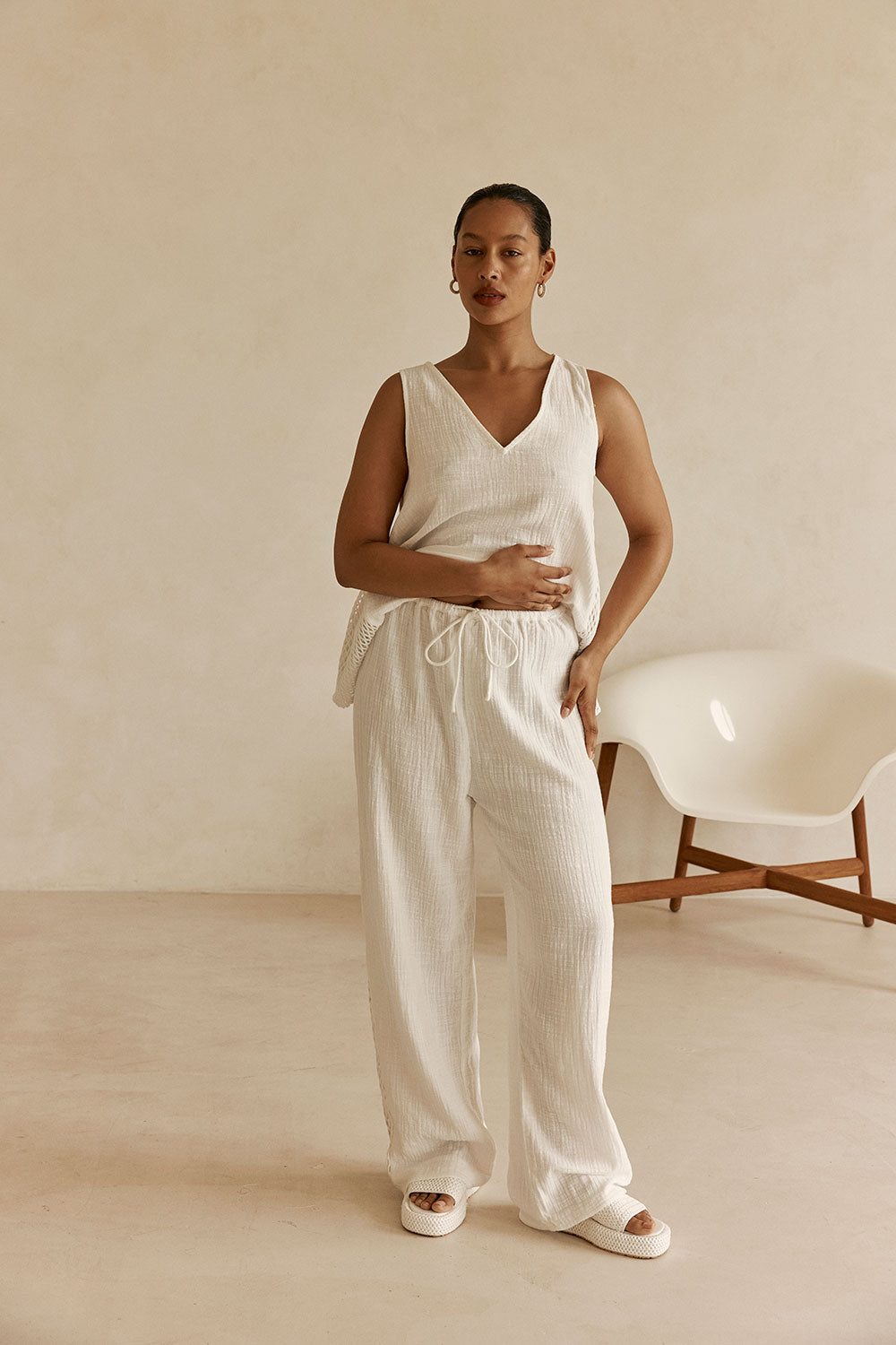 White Elastic Drawstring Relaxed Ditta Pants