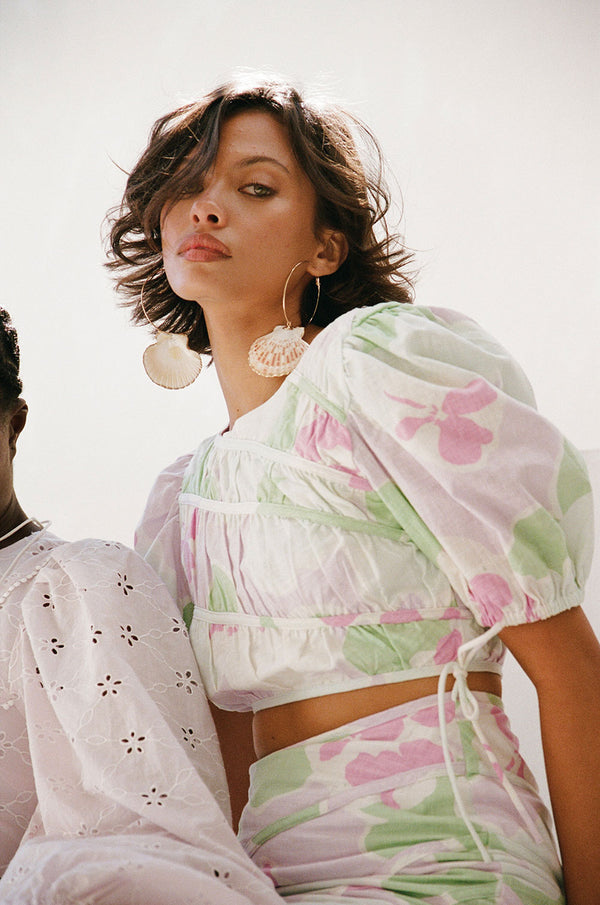 Elika Crop Puff Sleeves Top - Misty Floral Pink Purple Green