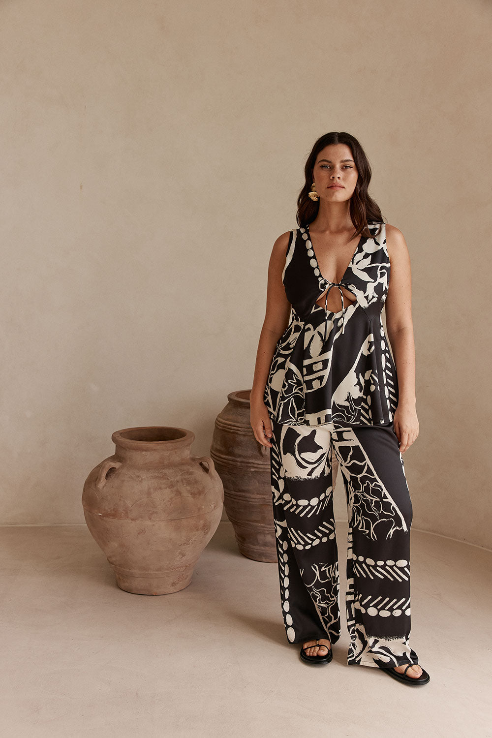 Zelina Top - Botanic Vase