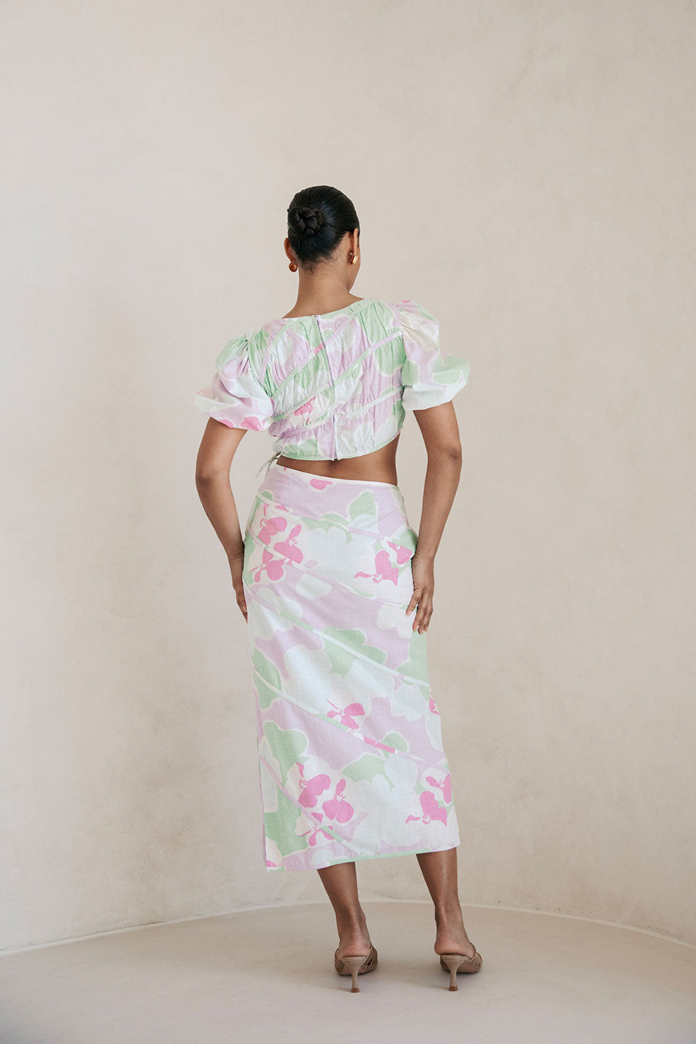 Elika Crop Puff Sleeves Top - Misty Floral Pink Purple Green