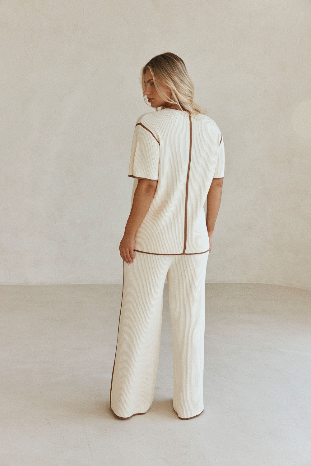 SAMPLE-Cinna Top