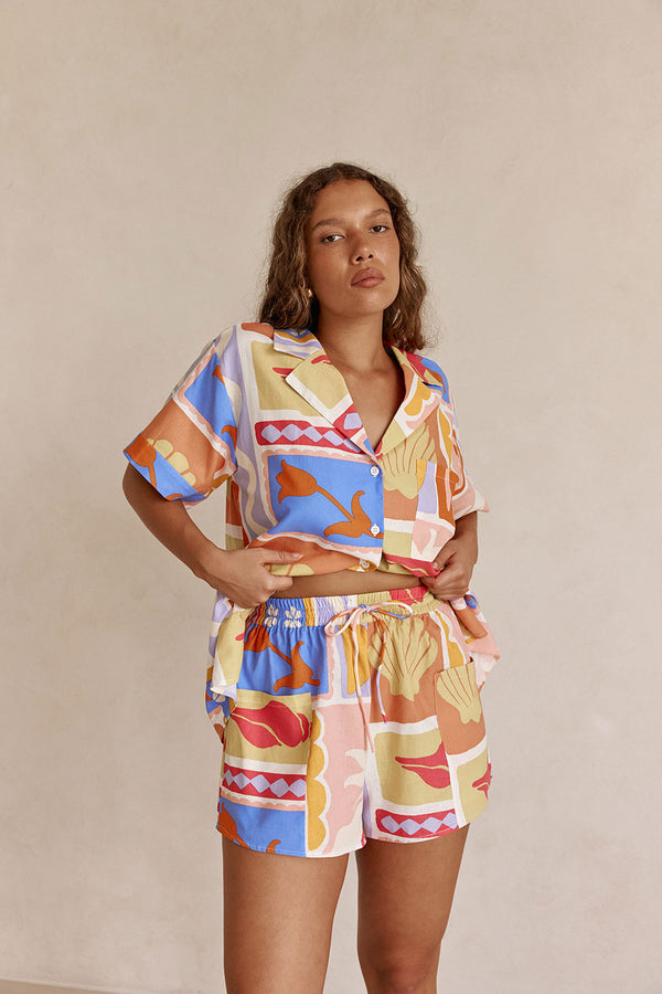 Solis Tripical Print Elastic Drawstring Indra Shorts