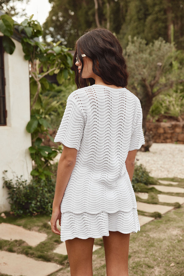 White Wave Knit Short Sleeve Leah T Shirt Top