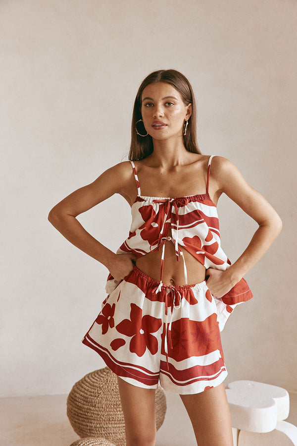 Red Sienna Sunset Print Elastic Drawstring Zuma Shorts