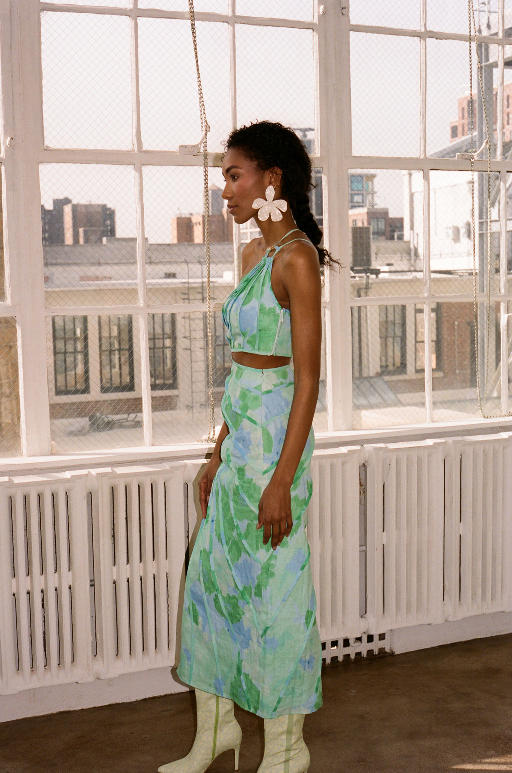 SAMPLE-Jaliyah Dress - Blue Gerbera