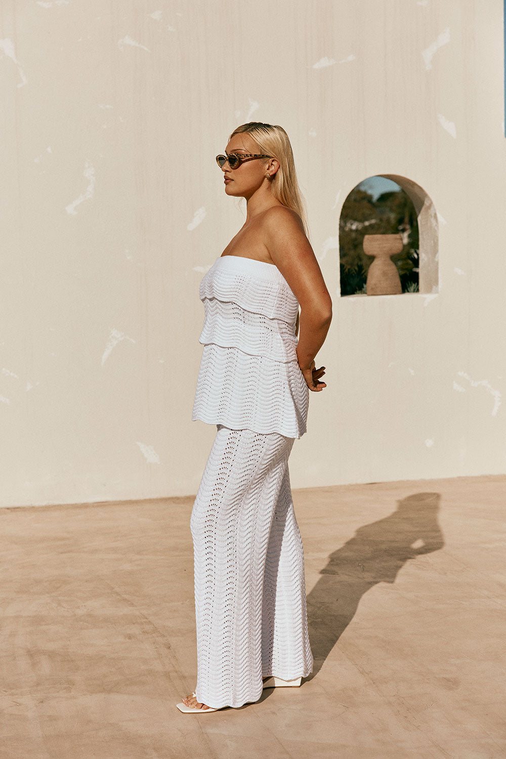 White Wave Knit Strapless Panel Kama Top