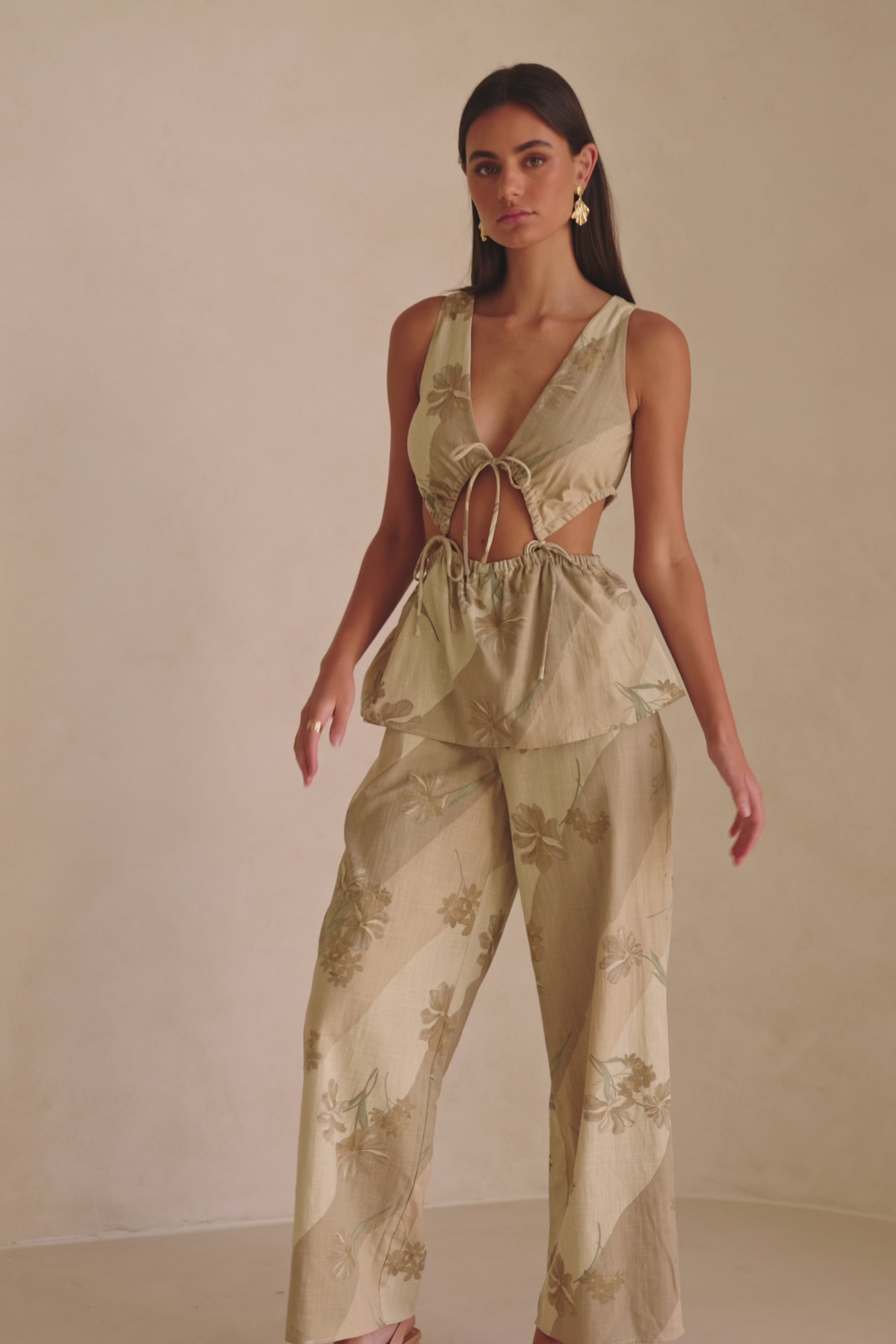  Esmae Tropical Cutout Tie Jumpsuit - Brown, Green Tawny Bloom Print