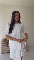 Video, Izabella Skirt