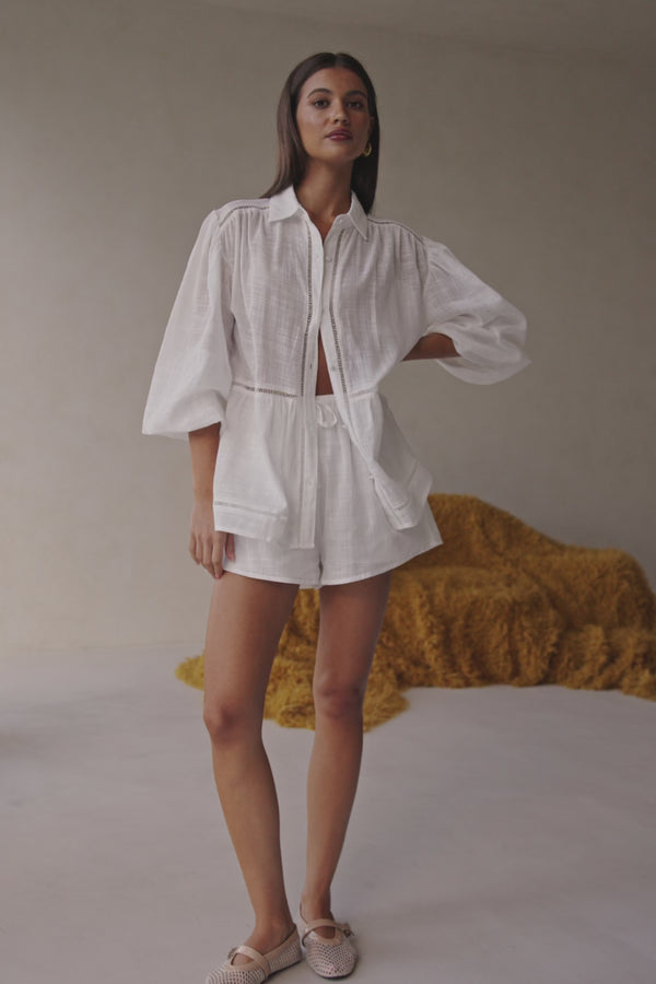 White Cheesecloth Elastic Drawstring Rita Shorts