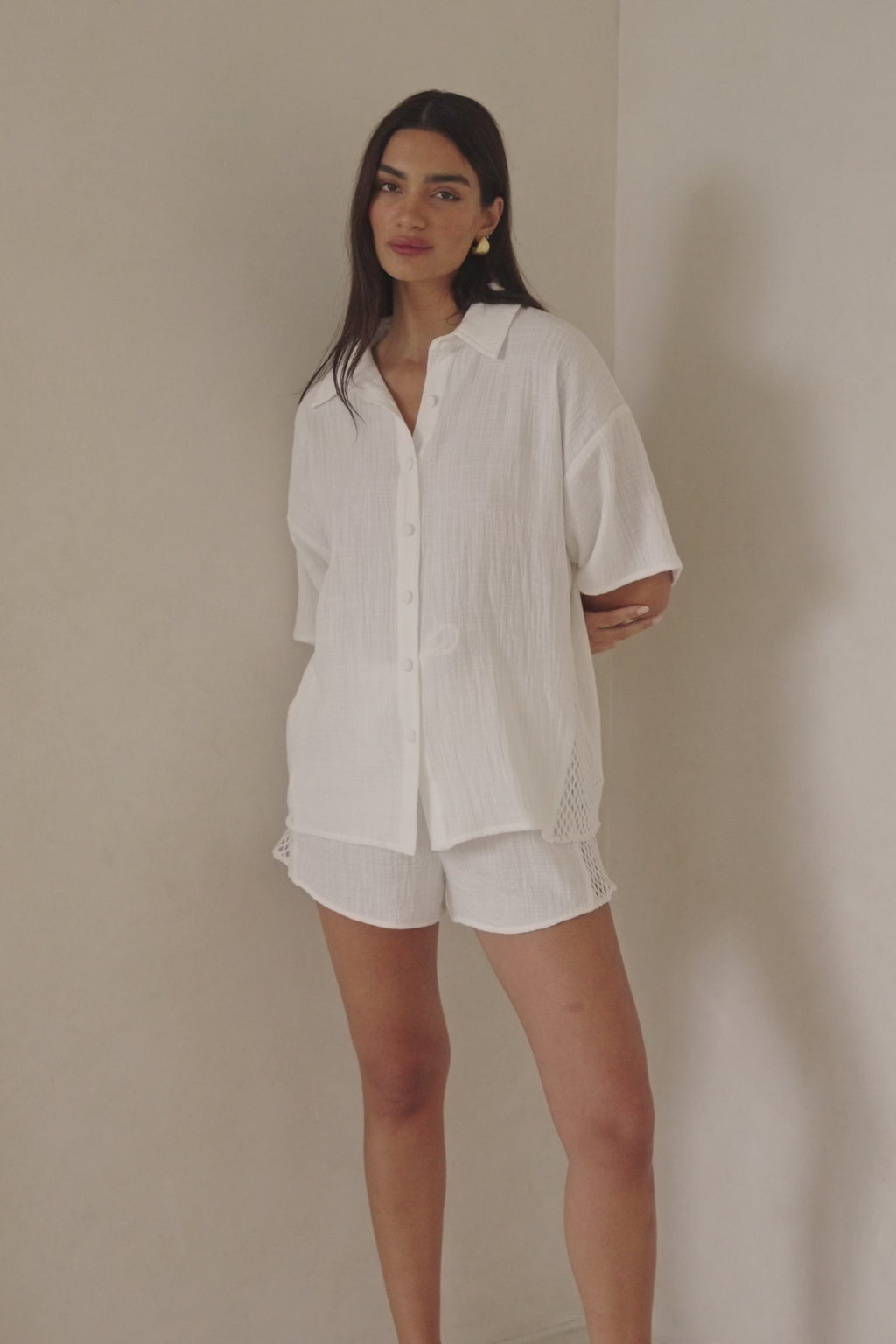 White Cotton Elastic High Waist Inara Shorts