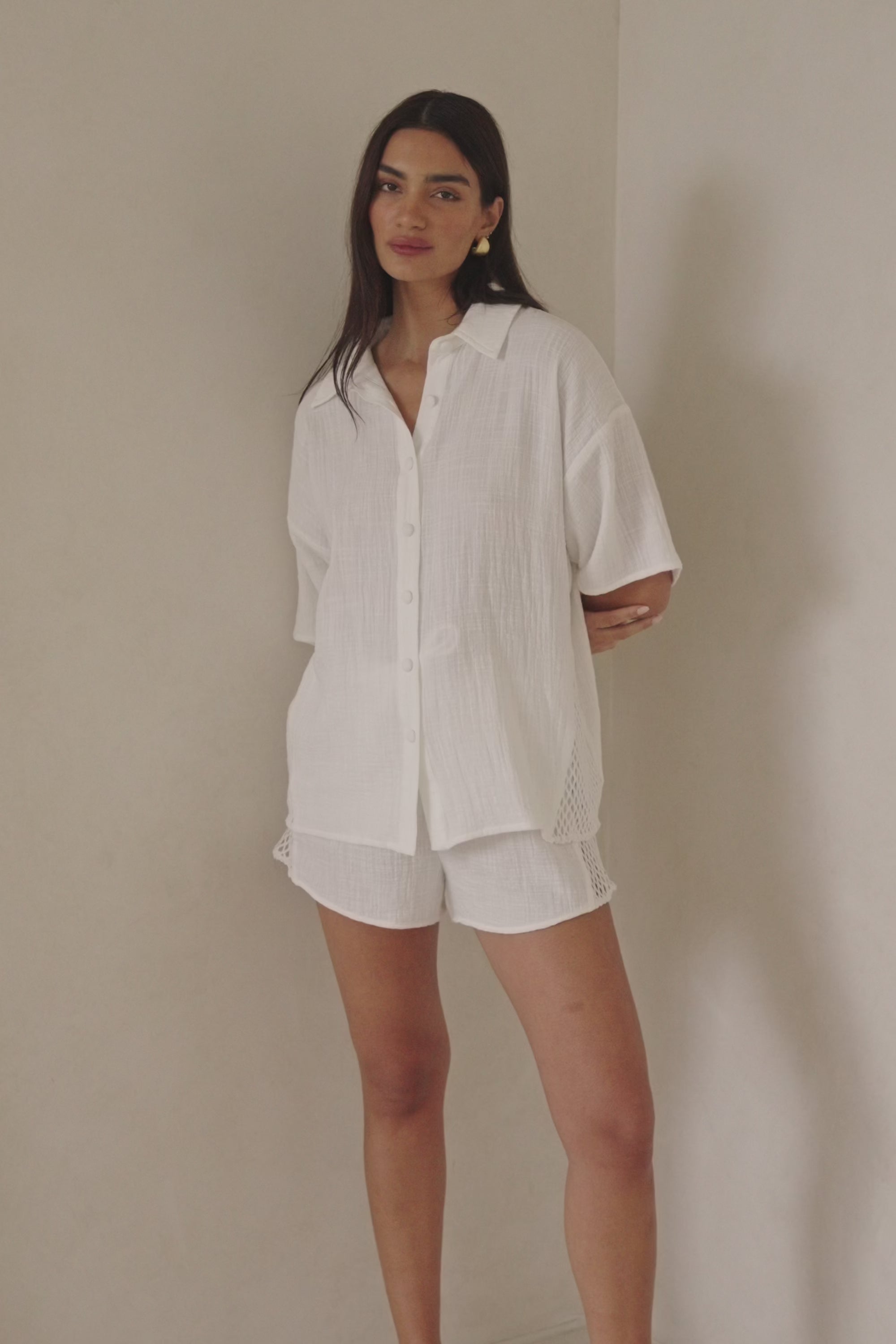 White Cotton Elastic High Waist Inara Shorts