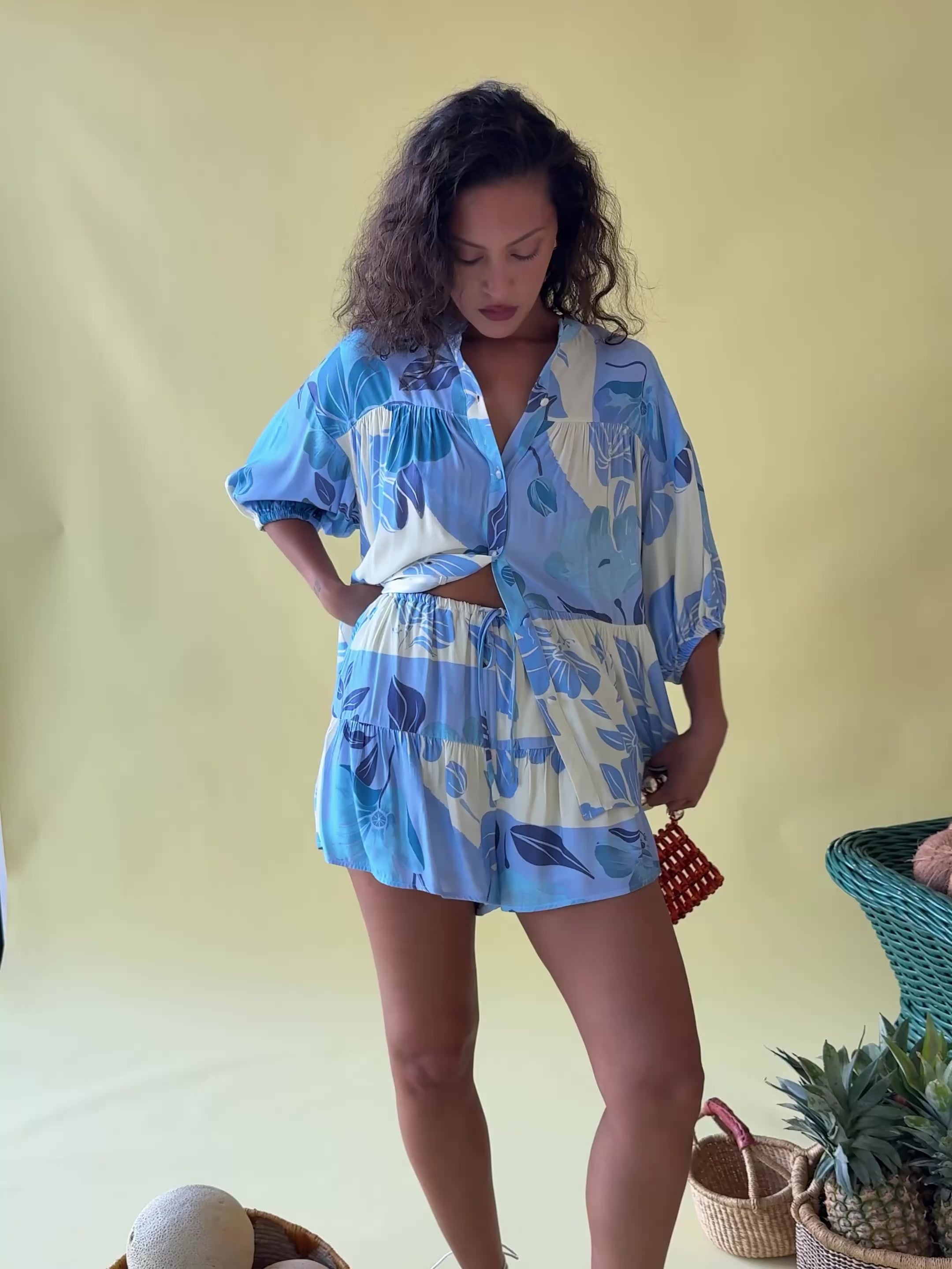 Lani Shorts - Azure Bloom