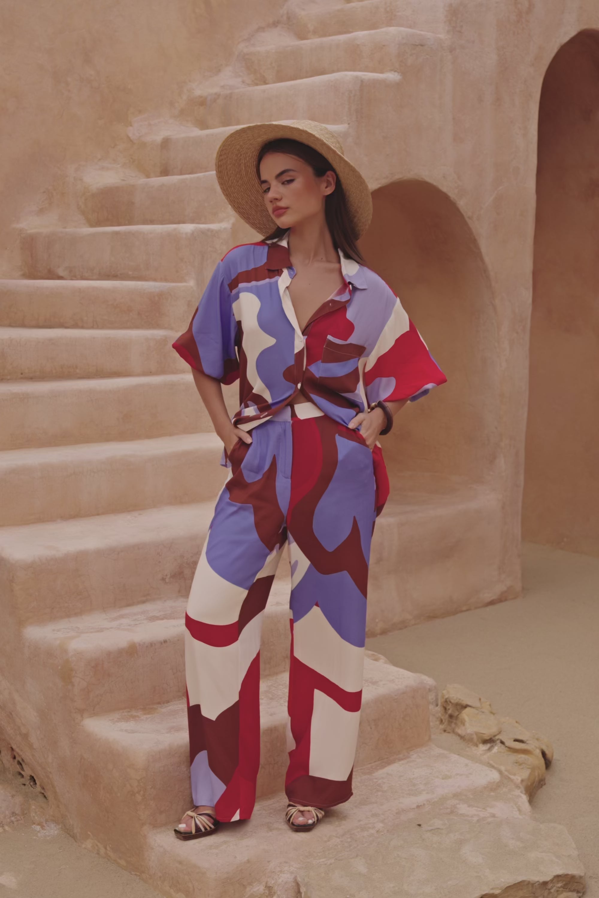 Valley Red Print Button Up Short Sleeve Dia Top